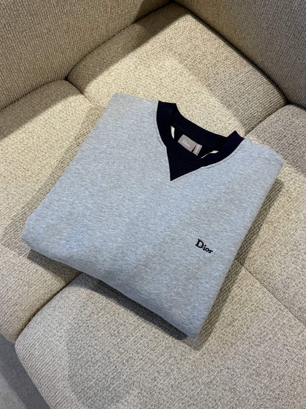 Signature Relaxed Fit Sweatshirt