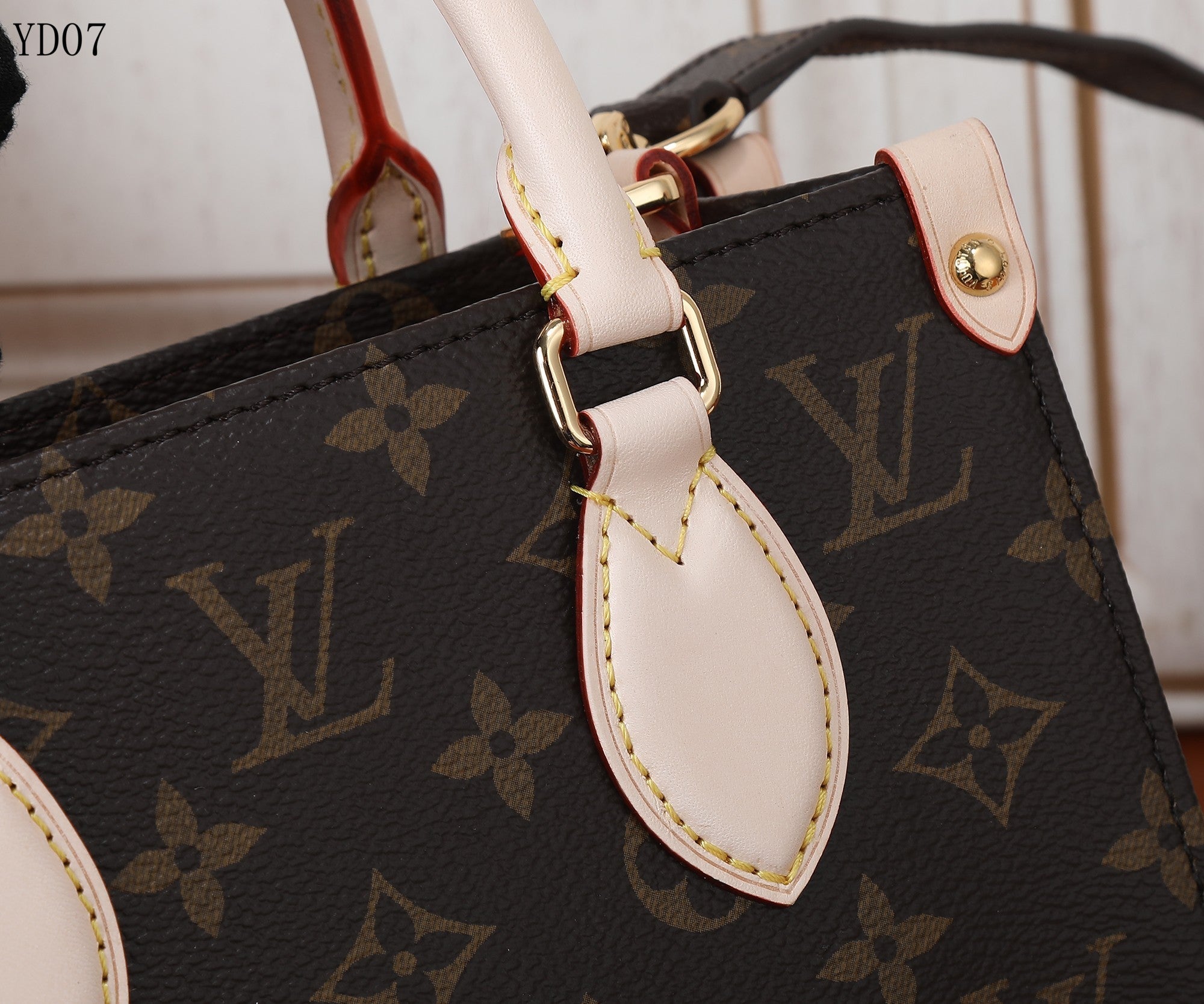 Monogram Sac Plat BB
