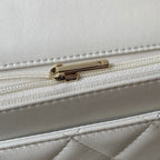 19 Woc Quilted Chain Bag