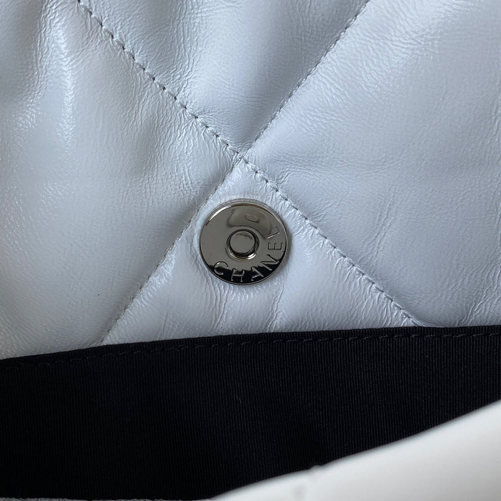 19 Flap Bag