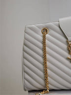 Grain Leather Chain Shoulder Bag