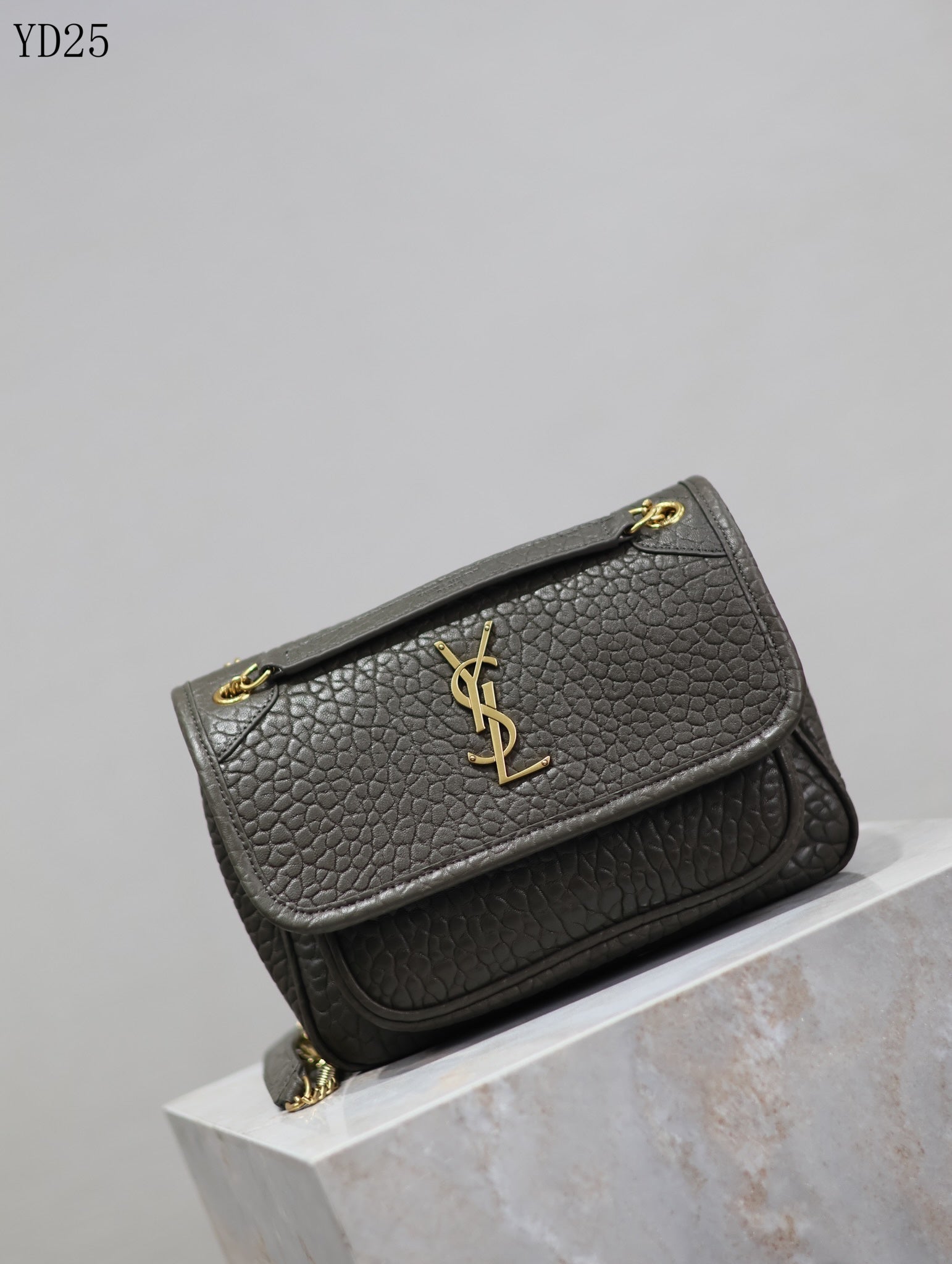 Niki Medium Grained Leather Bag