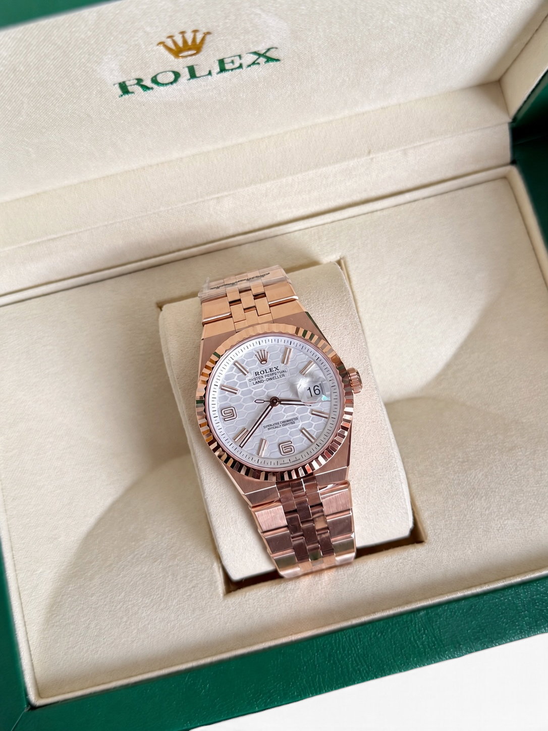 Land Rover Series Wristwatch 36mm
