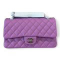 SWORD LUXURY imzalı, kapitone desenli, mor renkli, caviar deri Chanel Classic Double Flap çanta.