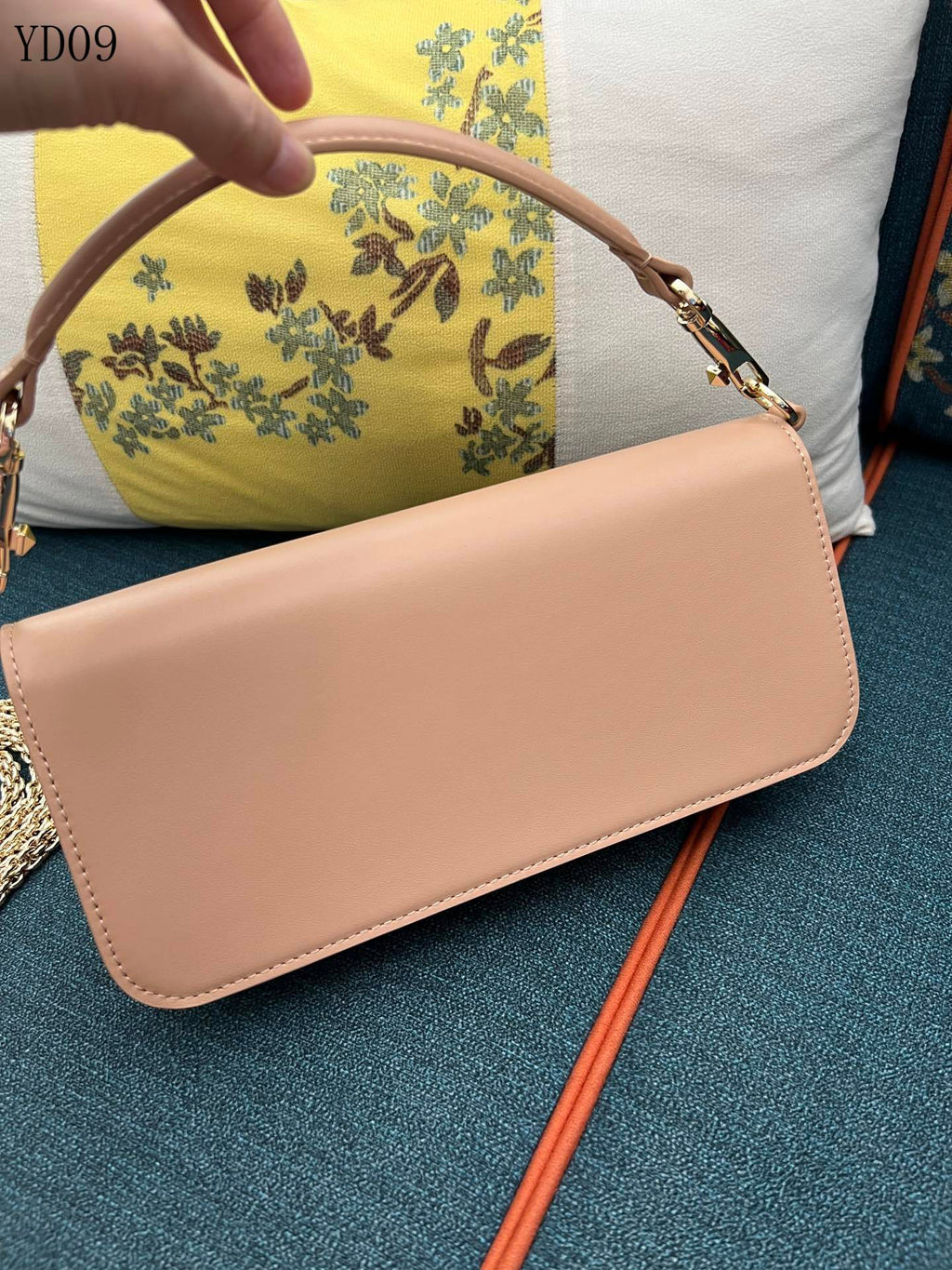 Garavani VLogo Signature Bag