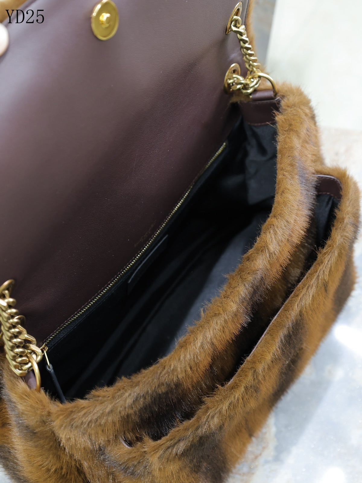 Niki Medium in Shearling Bag