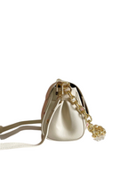 SWORD LUXURY Louis Vuitton Favorite çanta, bej renkli, altın zincir detaylı, deri omuz çantası yan görünümü.