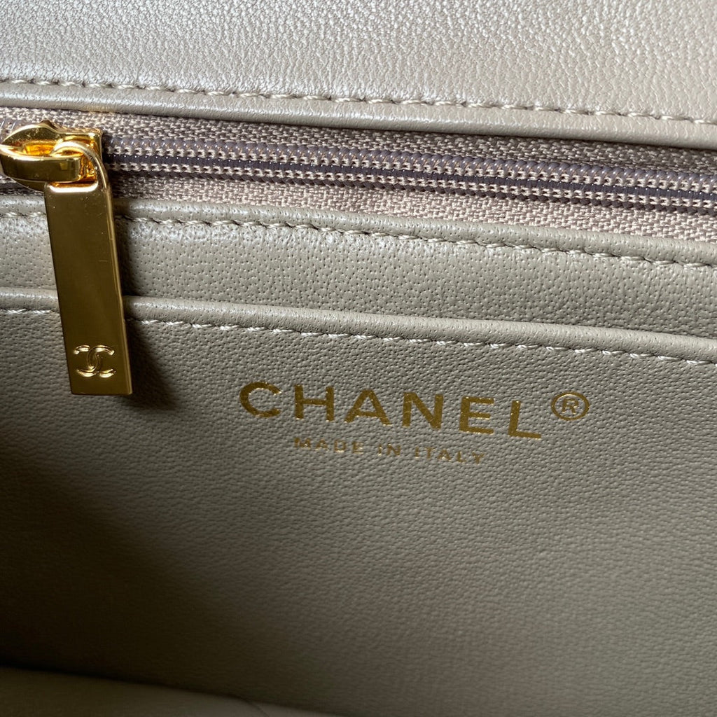1.55 Classic Quilted Flap Bag