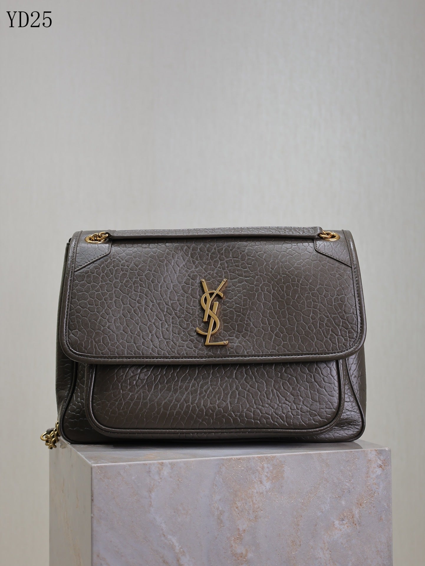 Niki Medium Grained Leather Bag