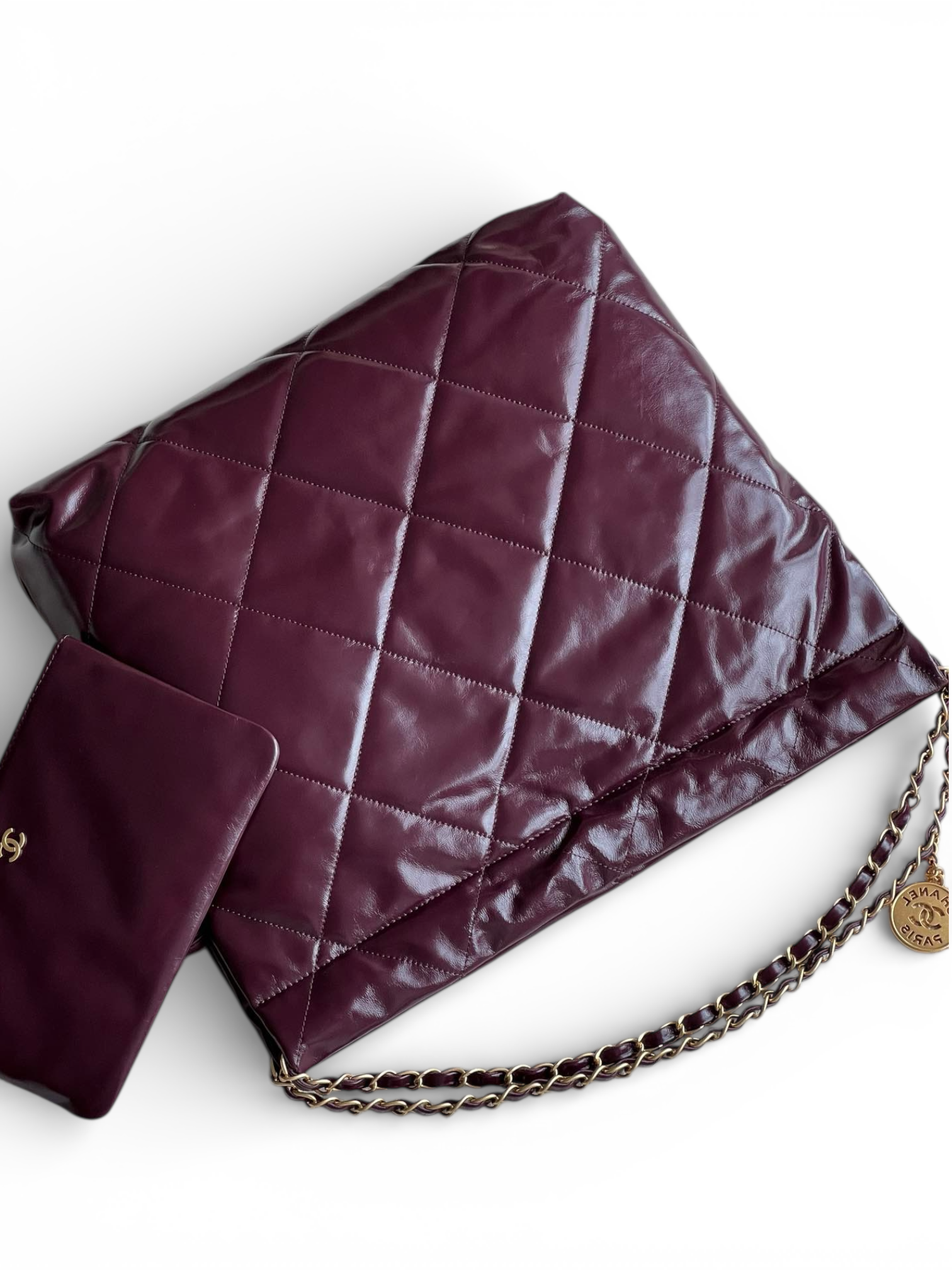 22 Medium Handbags