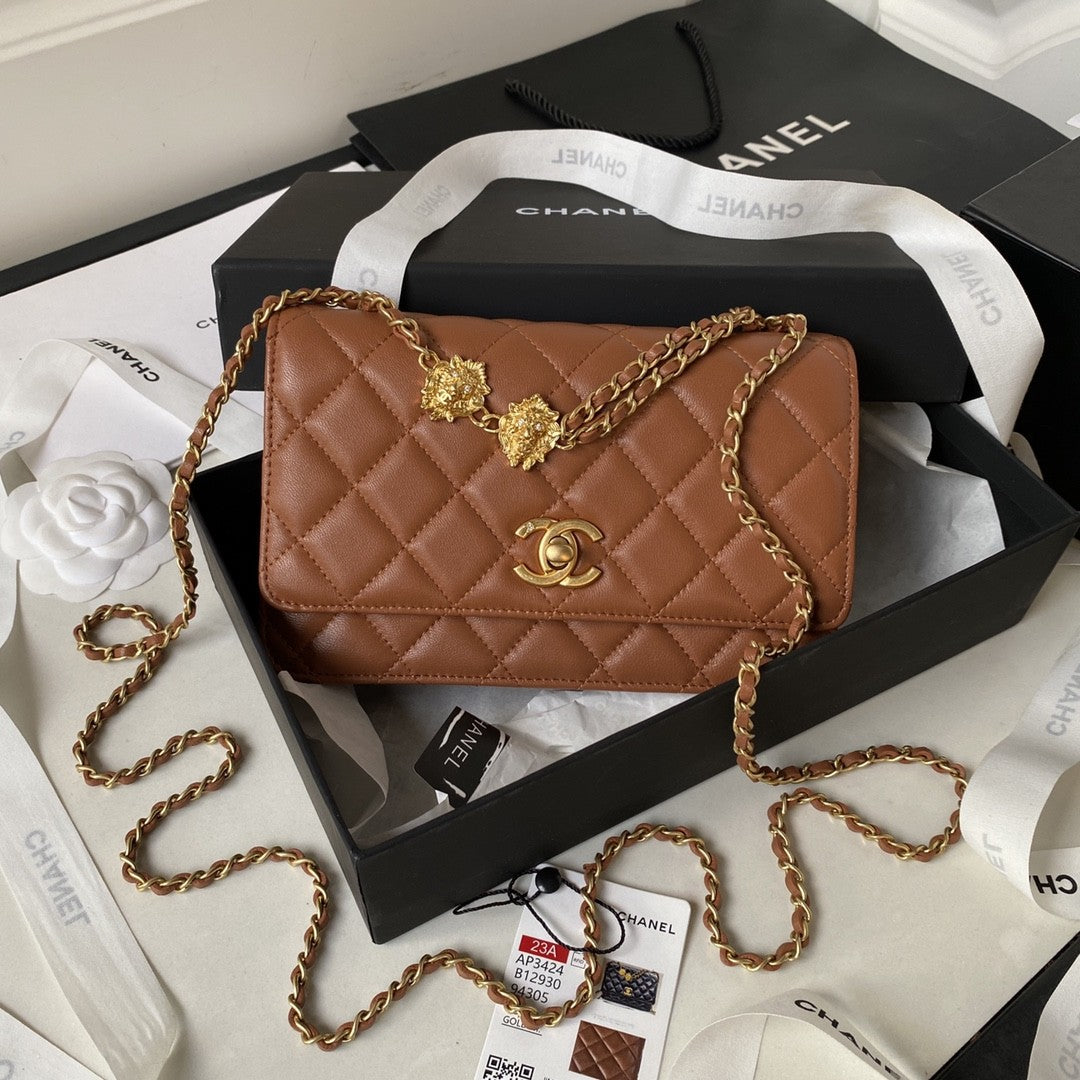19 Woc Quilted Chain Bag