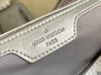 Keepall Bandoulière 50 – Monogram Eclipse Gradient Silver Edition