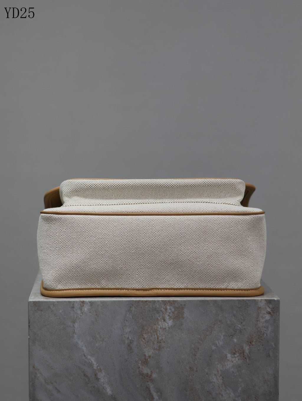 Niki Medium Canvas Bag