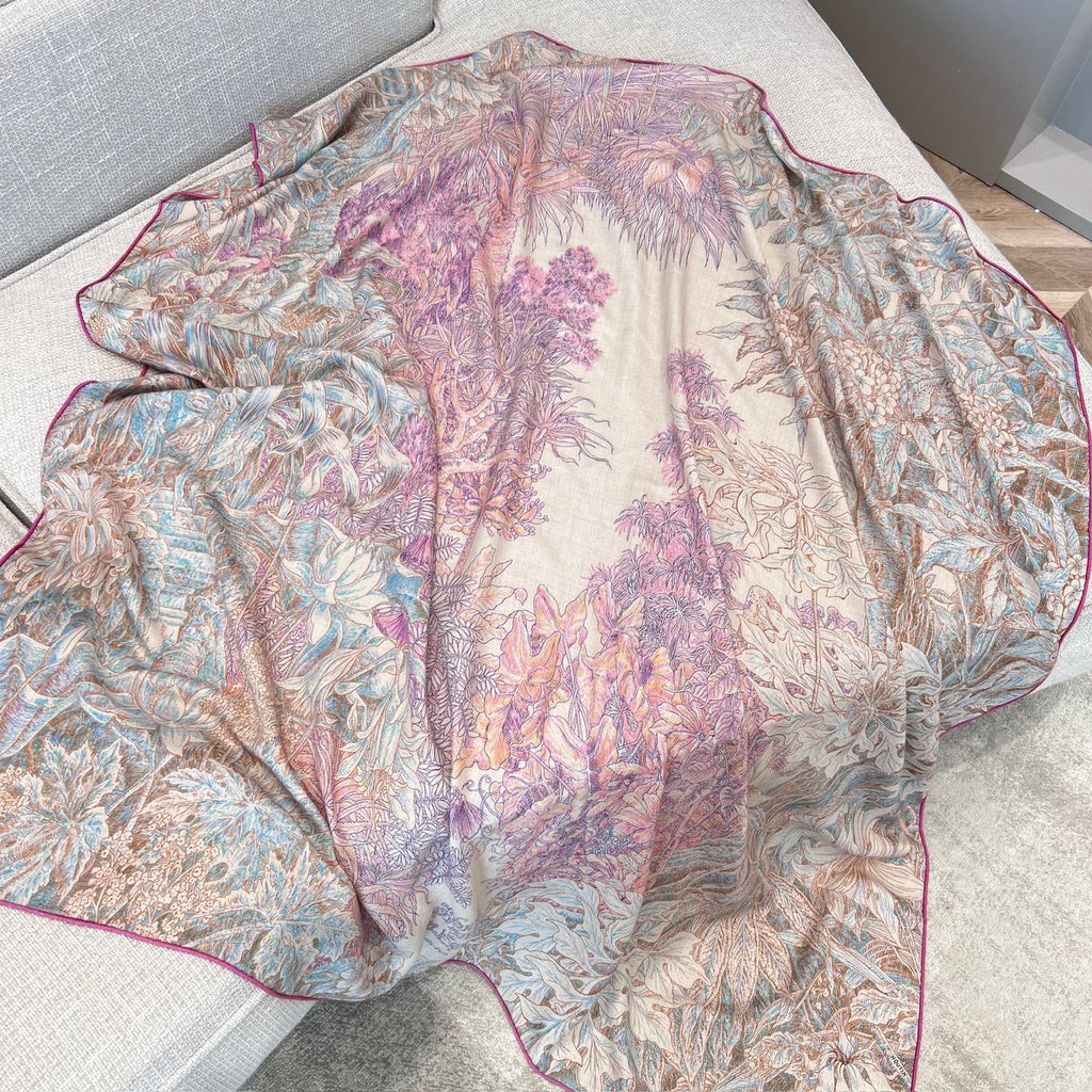 Botanical Garden Cashmere & Silk Shawl 136 x 137 cm – Pink