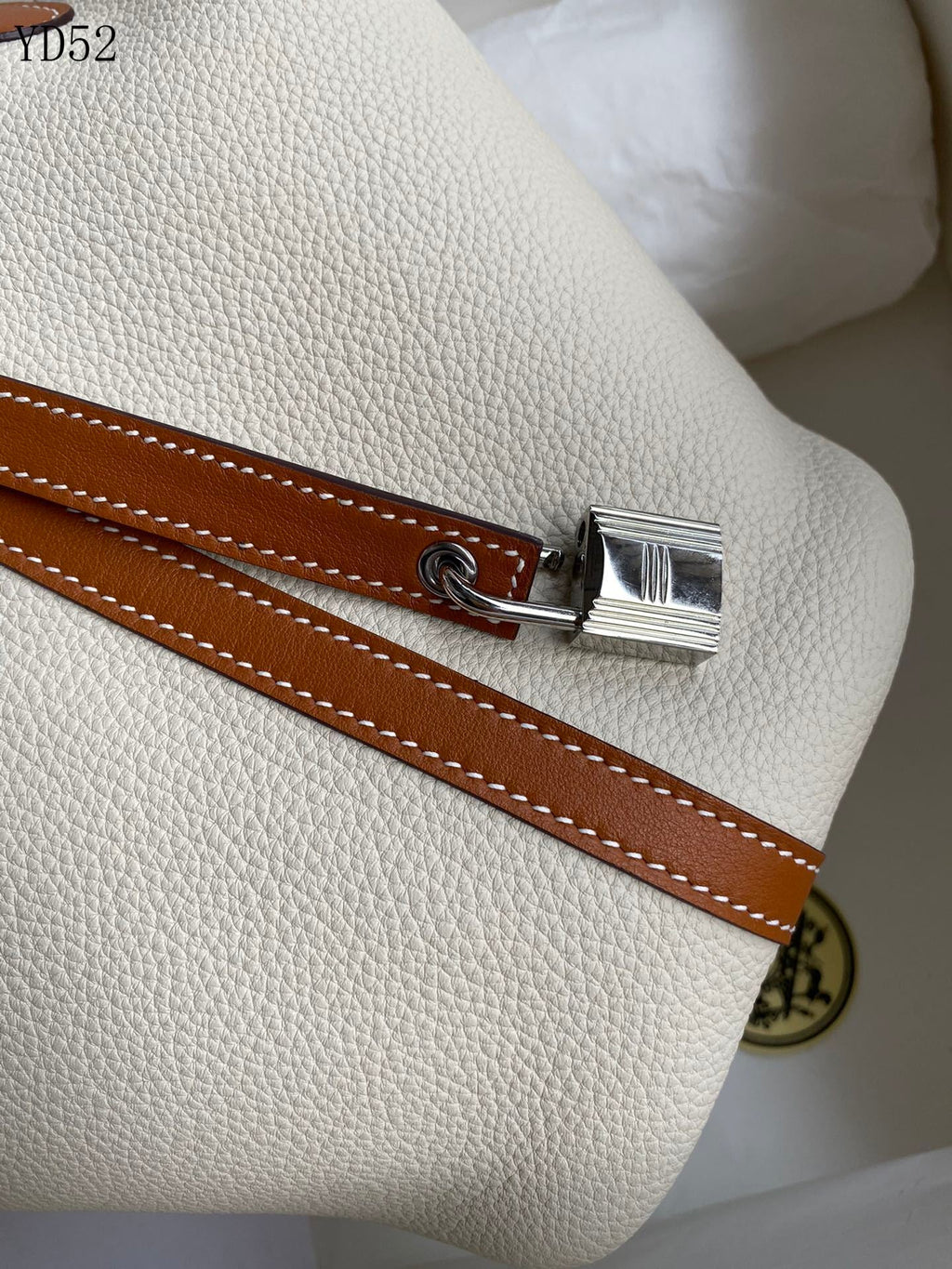 Picotin Lock 18 Togo Leather Bucket Bag – Cream & Gold Brown