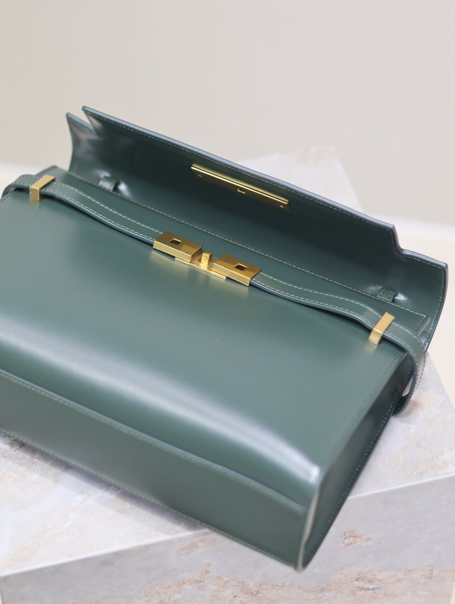 Crocodile-Embossed Leather Chain Bag