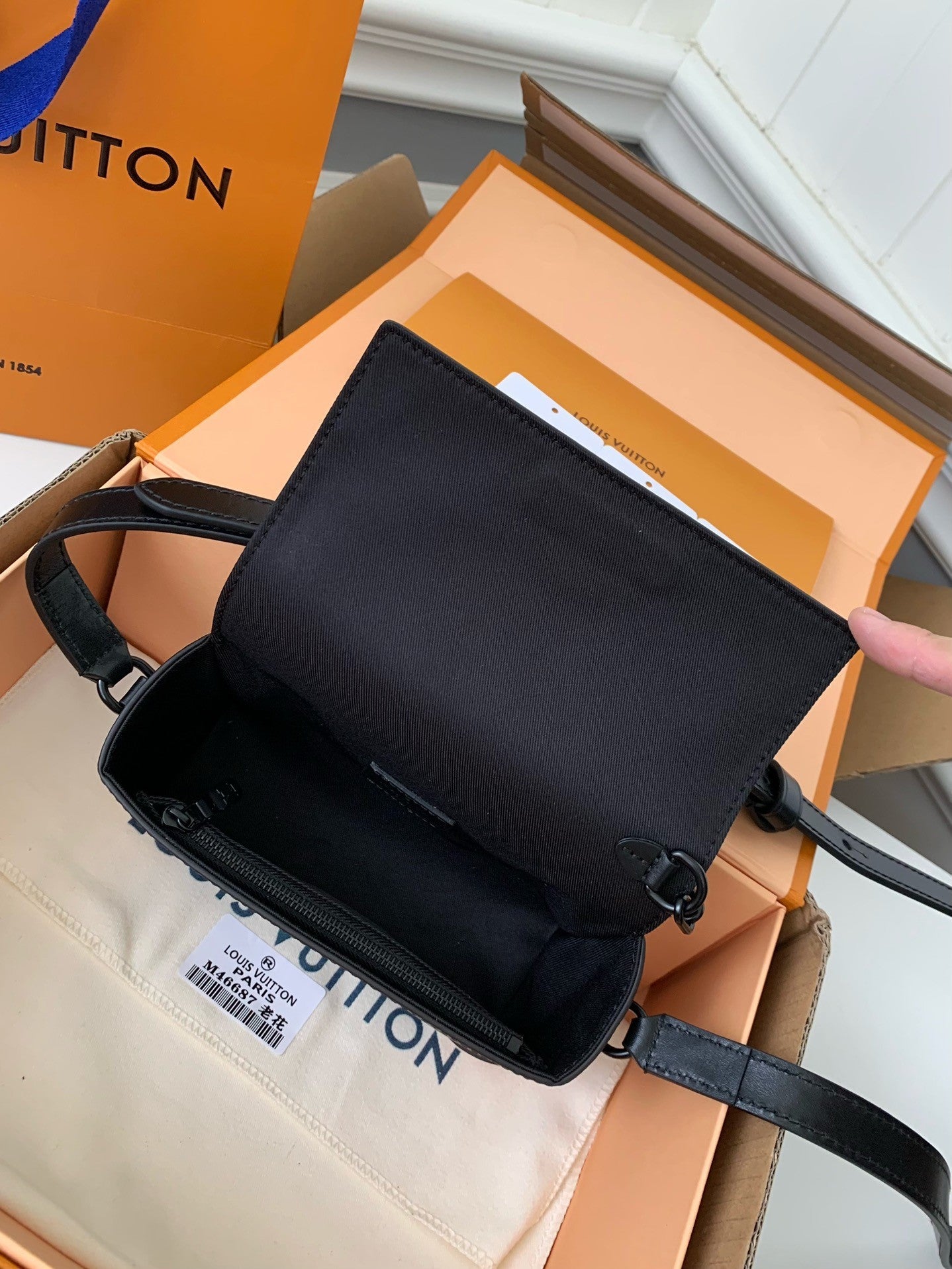 Steamer Mini Handbag