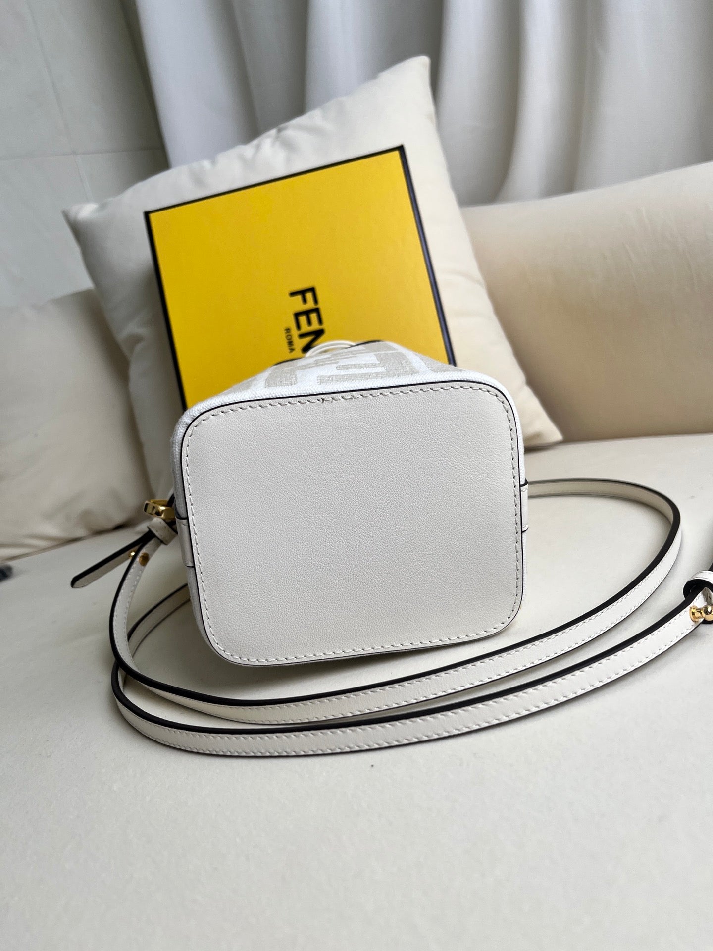 Mini Mon Tresor Bucket Bag