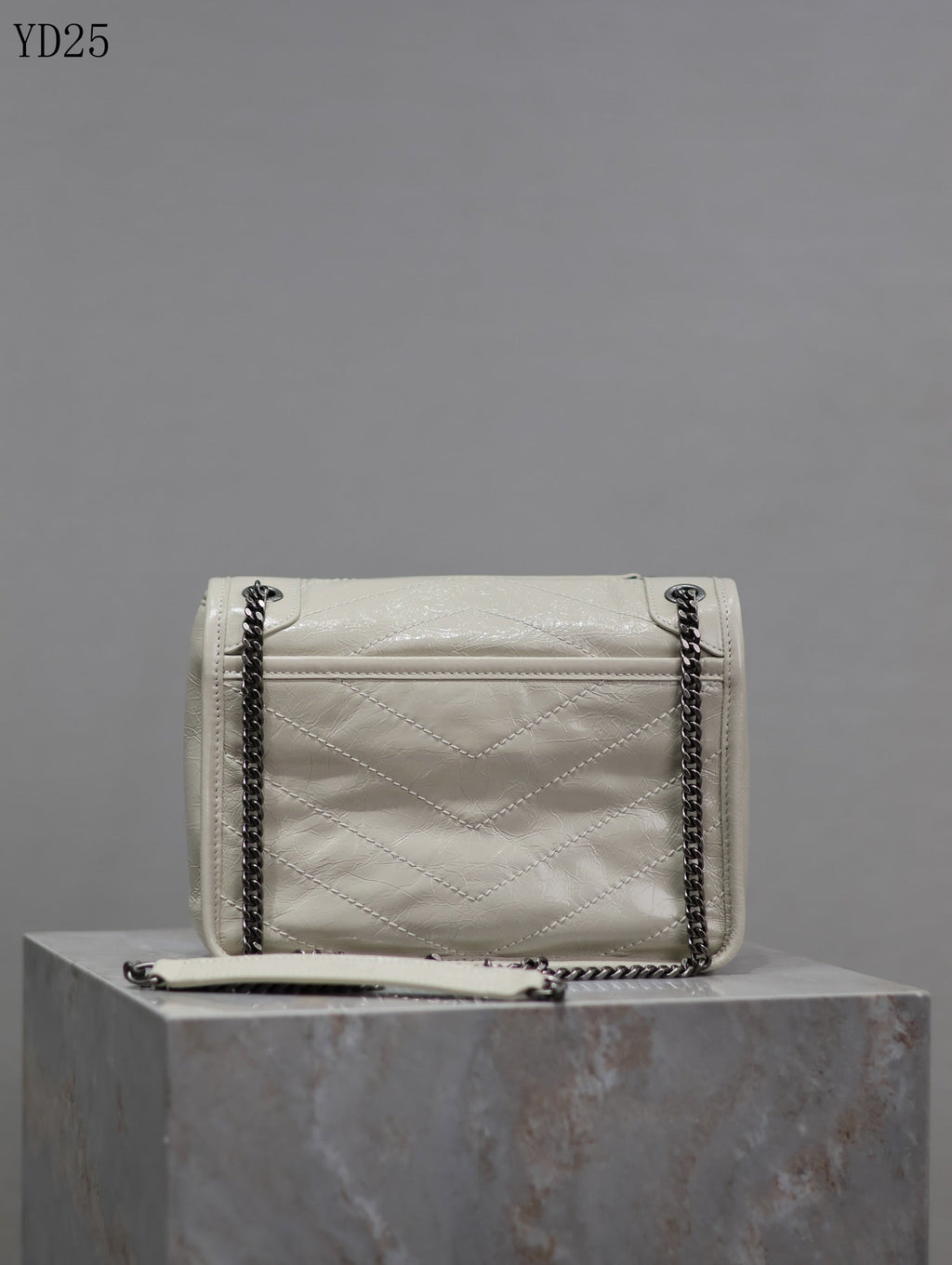 Niki Medium Patent Leather Shoulder Bag