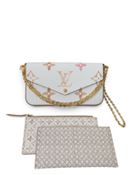 SWORD LUXURY beyaz monogram kanvas Pochette Felicie çanta, altın zincir askı ve iki çıkarılabilir iç bölme ile.