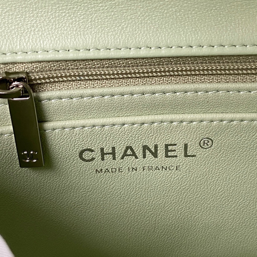 1.55 Classic Quilted Flap Bag