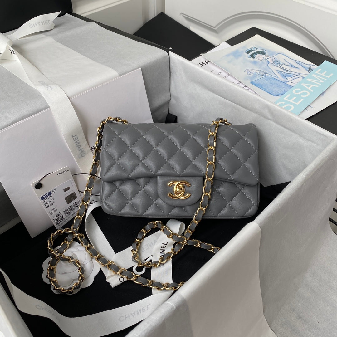 1.55 Classic Quilted Flap Bag