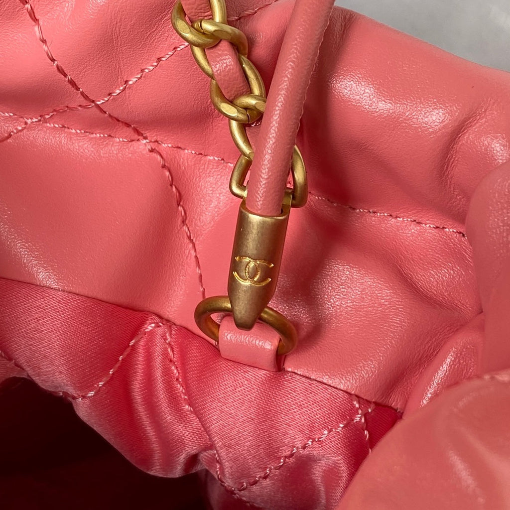 22 Mini Handbags