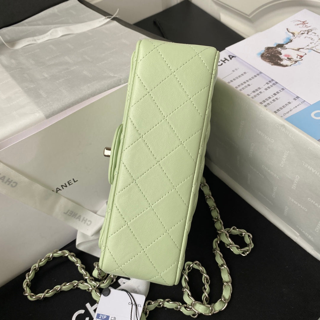 1.55 Classic Quilted Flap Bag