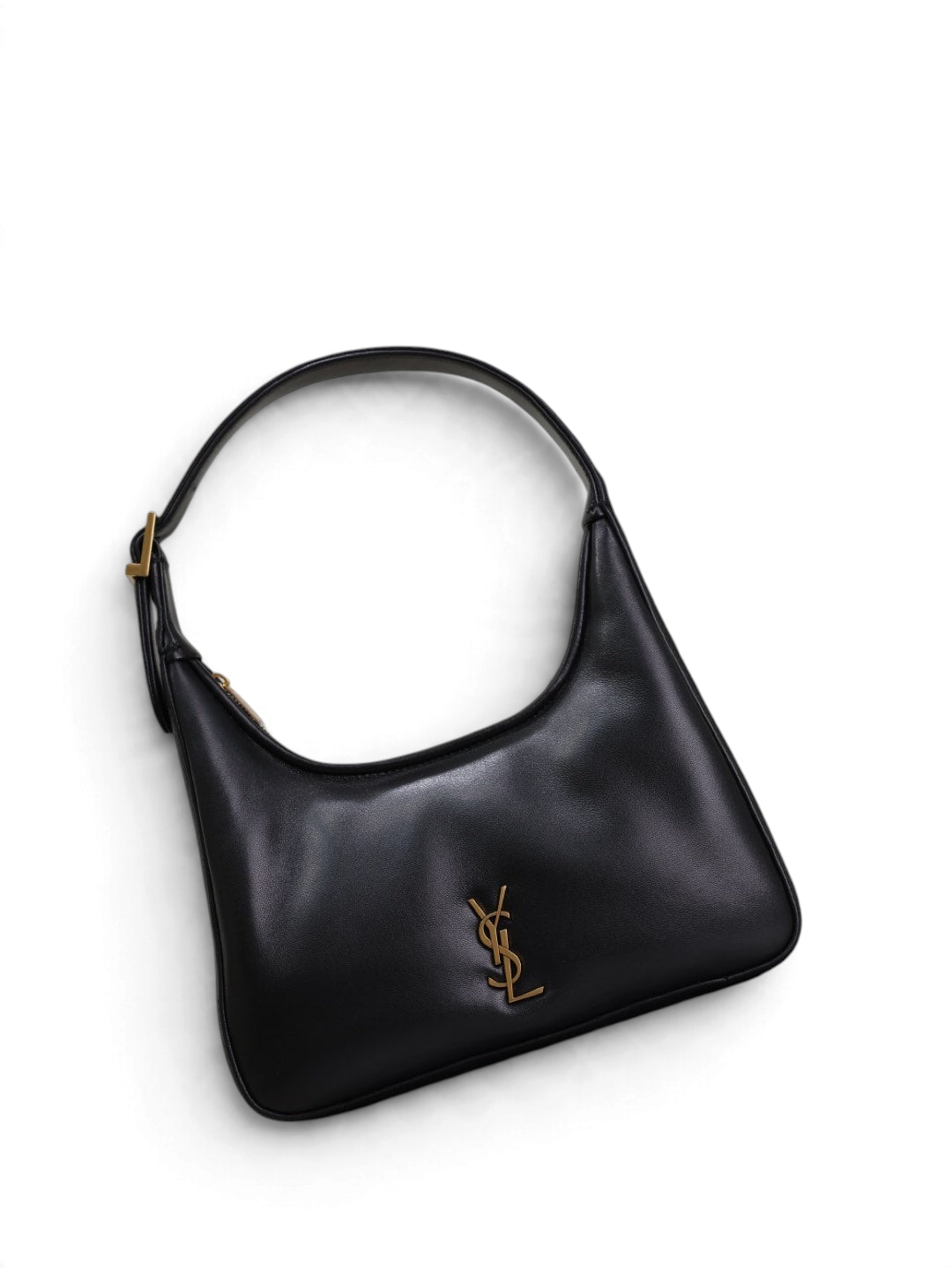 SWORD LUXURY siyah deri Saint Laurent omuz çantası, altın rengi YSL monogram detaylı ve ayarlanabilir askılı.