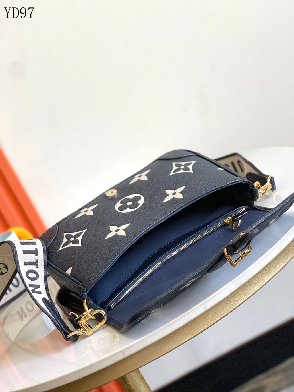 Diane Bag
