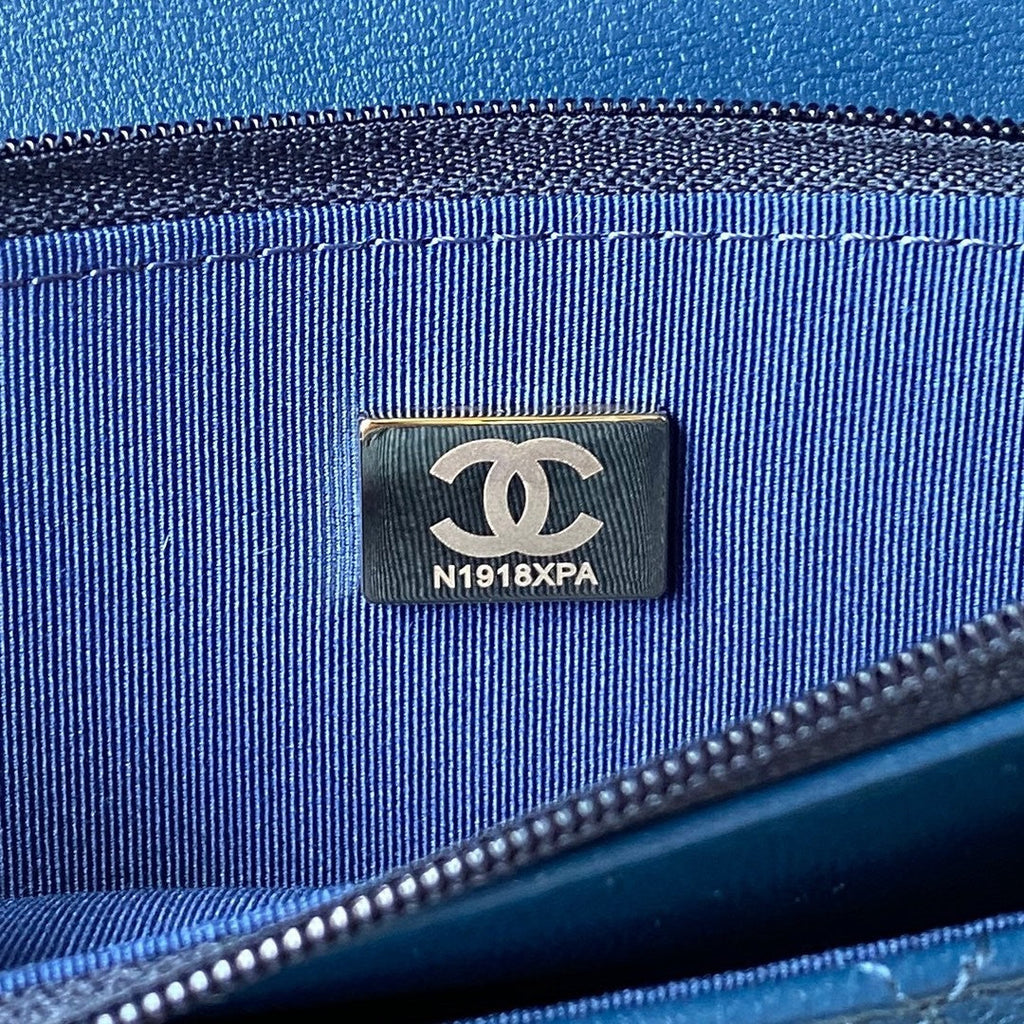 19 Woc Quilted Chain Bag