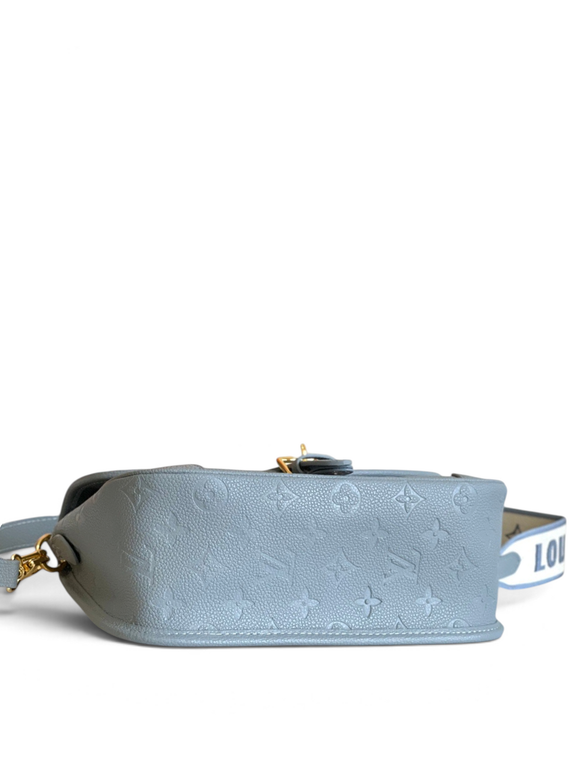 SWORD LUXURY Louis Vuitton Diane çanta, krem rengi Monogram Empreinte deri, altın tonlu detaylar ve geniş askı.