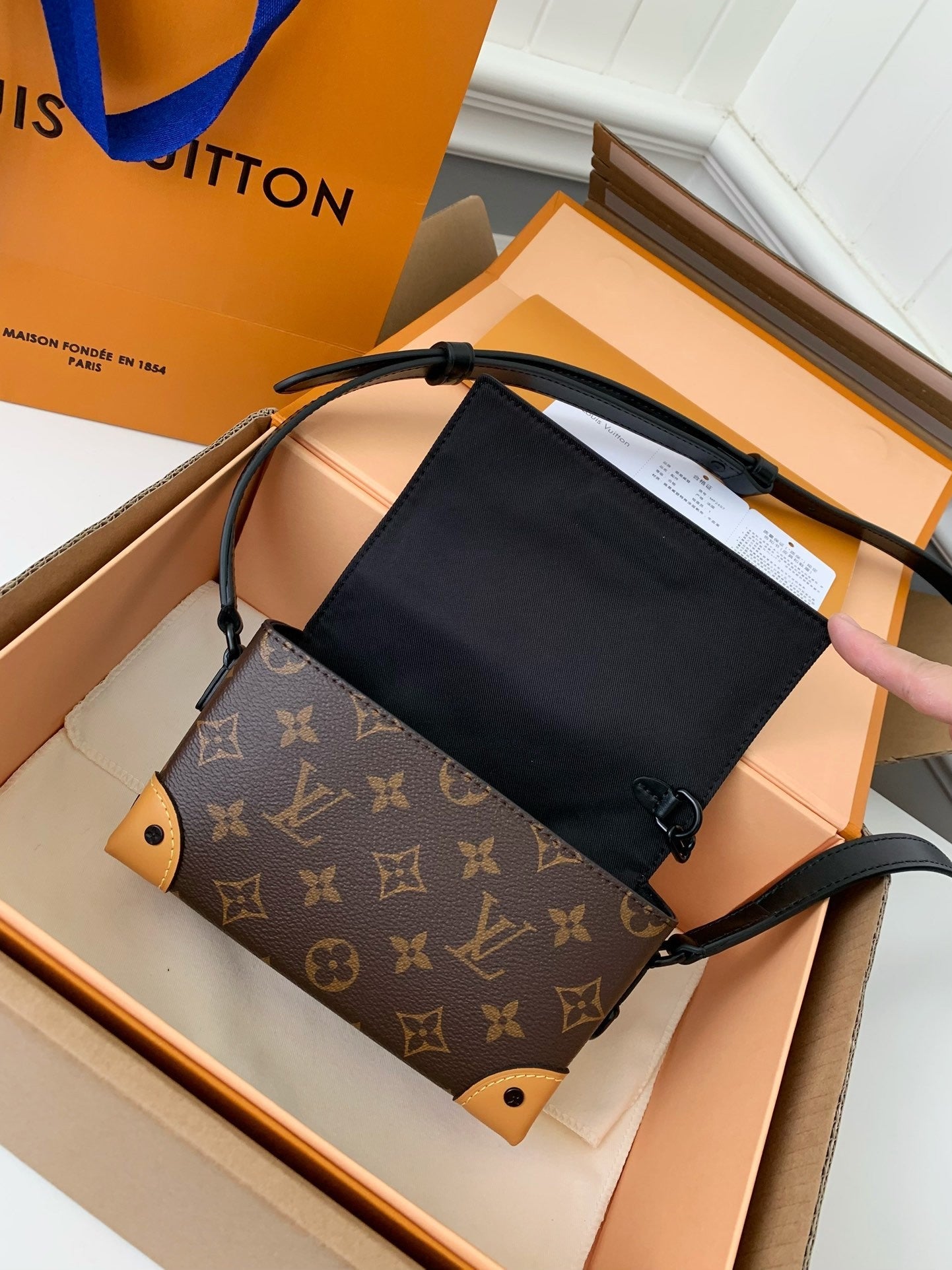Steamer Mini Handbag