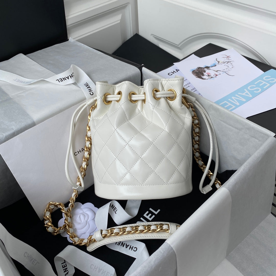Classic Bucket Bag