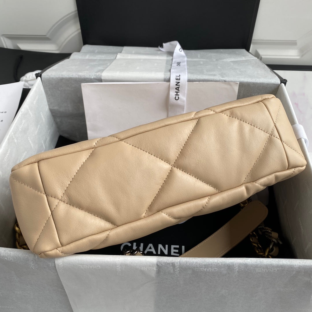 19 Flap Bag