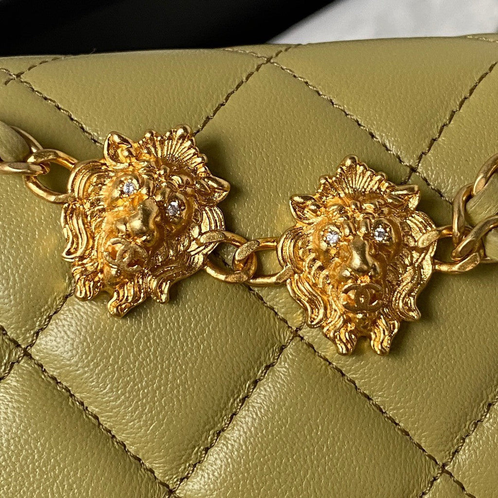 19 Woc Quilted Chain Bag