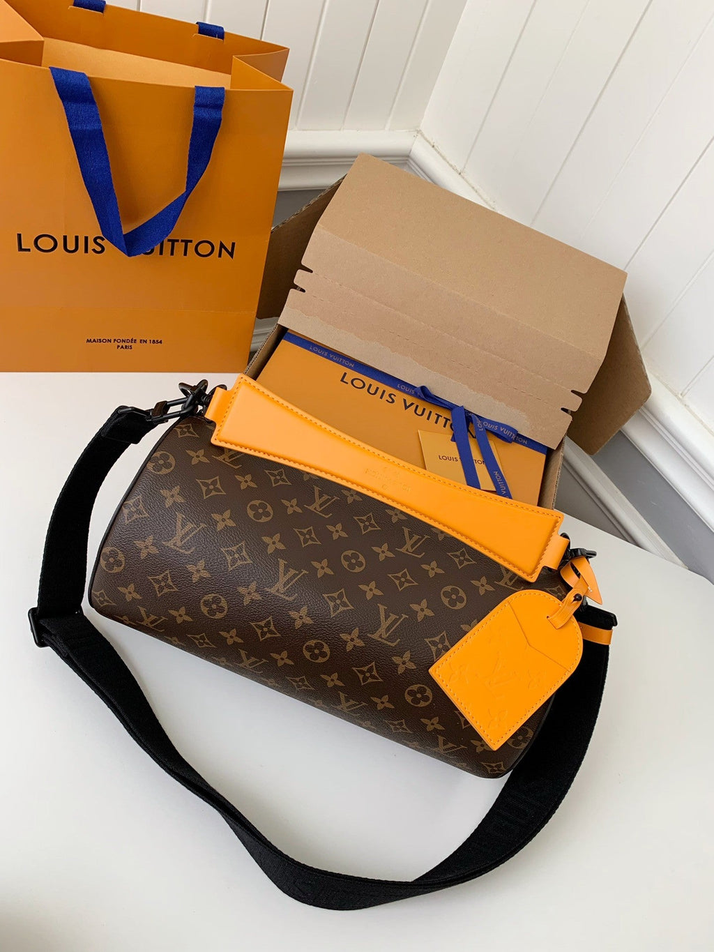 Soft Polochon Bag