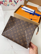 Toiletry Pouch 26