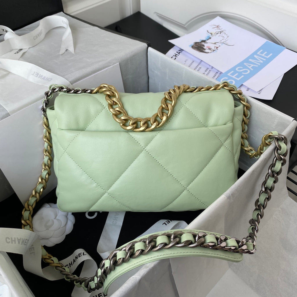 19 Flap Bag 26 cm