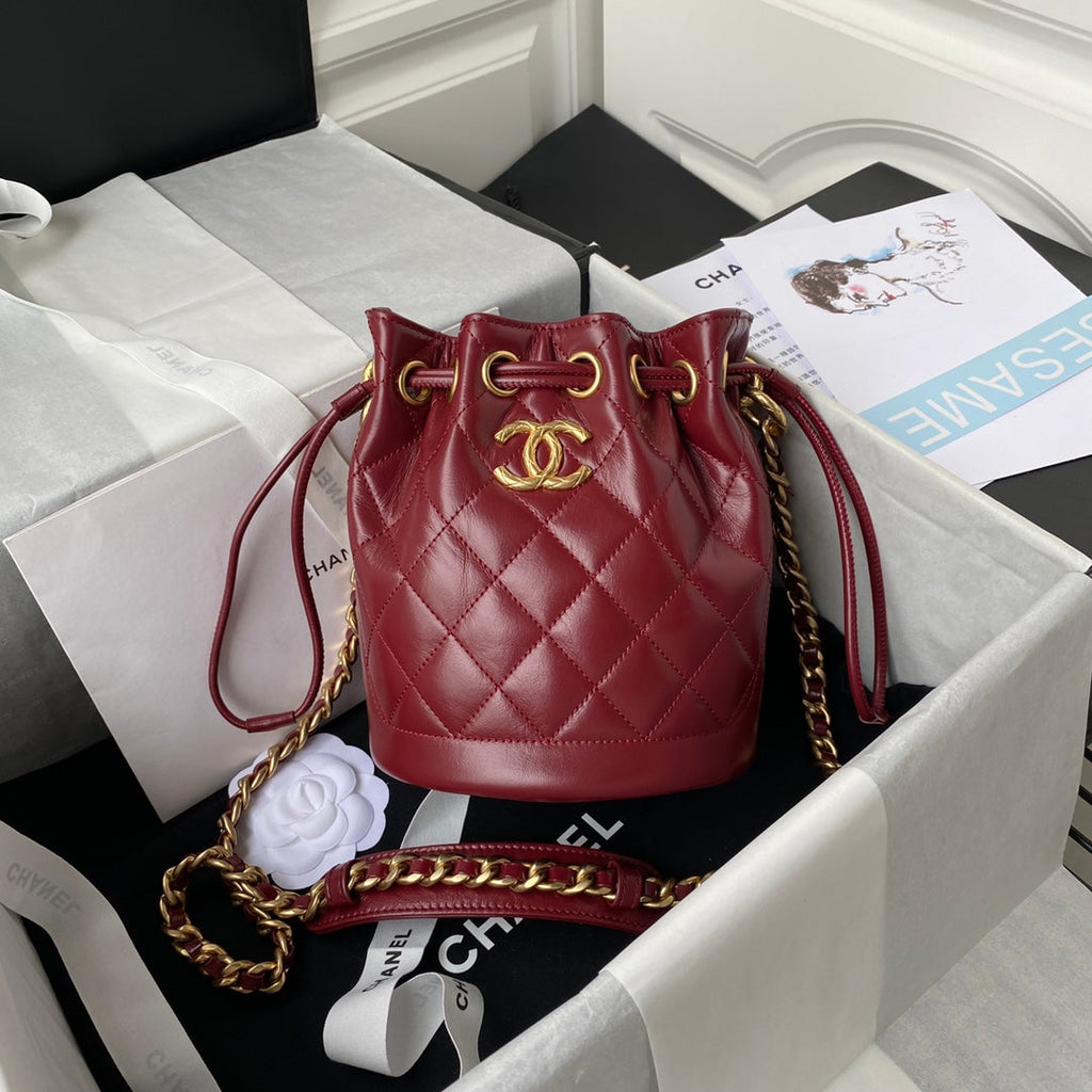 Classic Bucket Bag