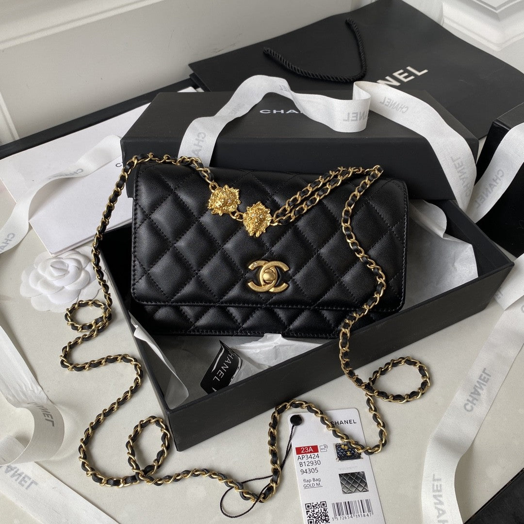 19 Woc Quilted Chain Bag