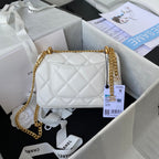 Matelasse Chain Shoulder Bag