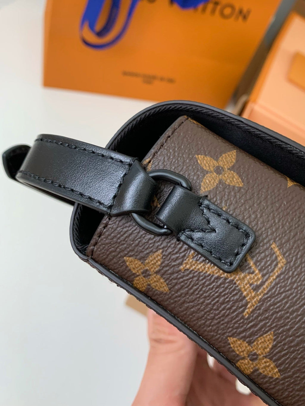 Steamer Mini Handbag