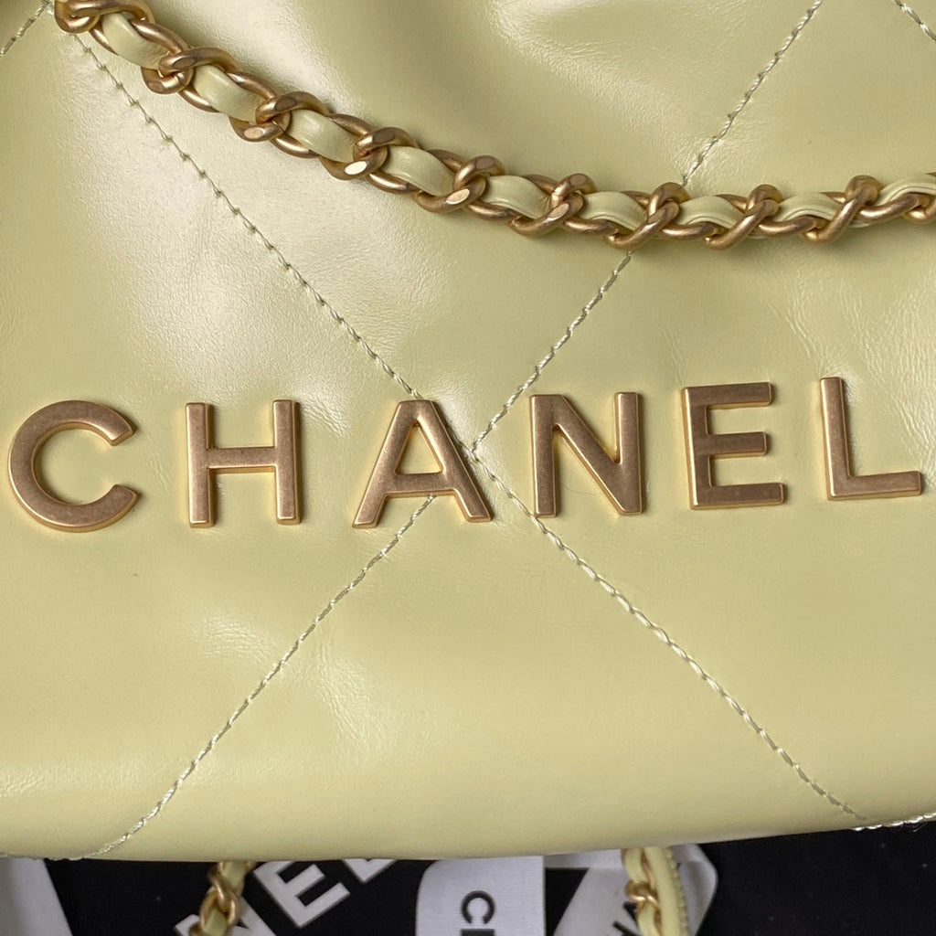 22 Mini Handbags