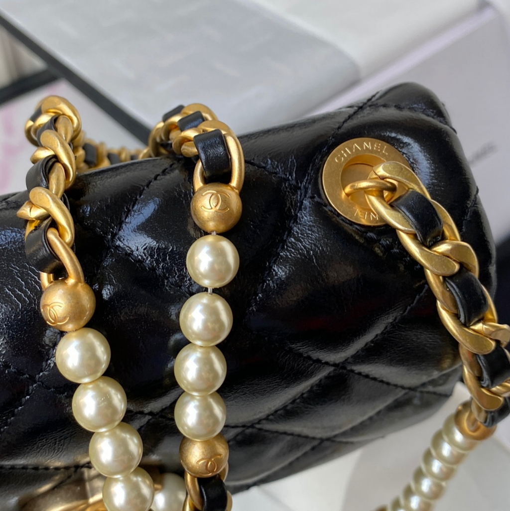 Mini Pearl Strap Bag