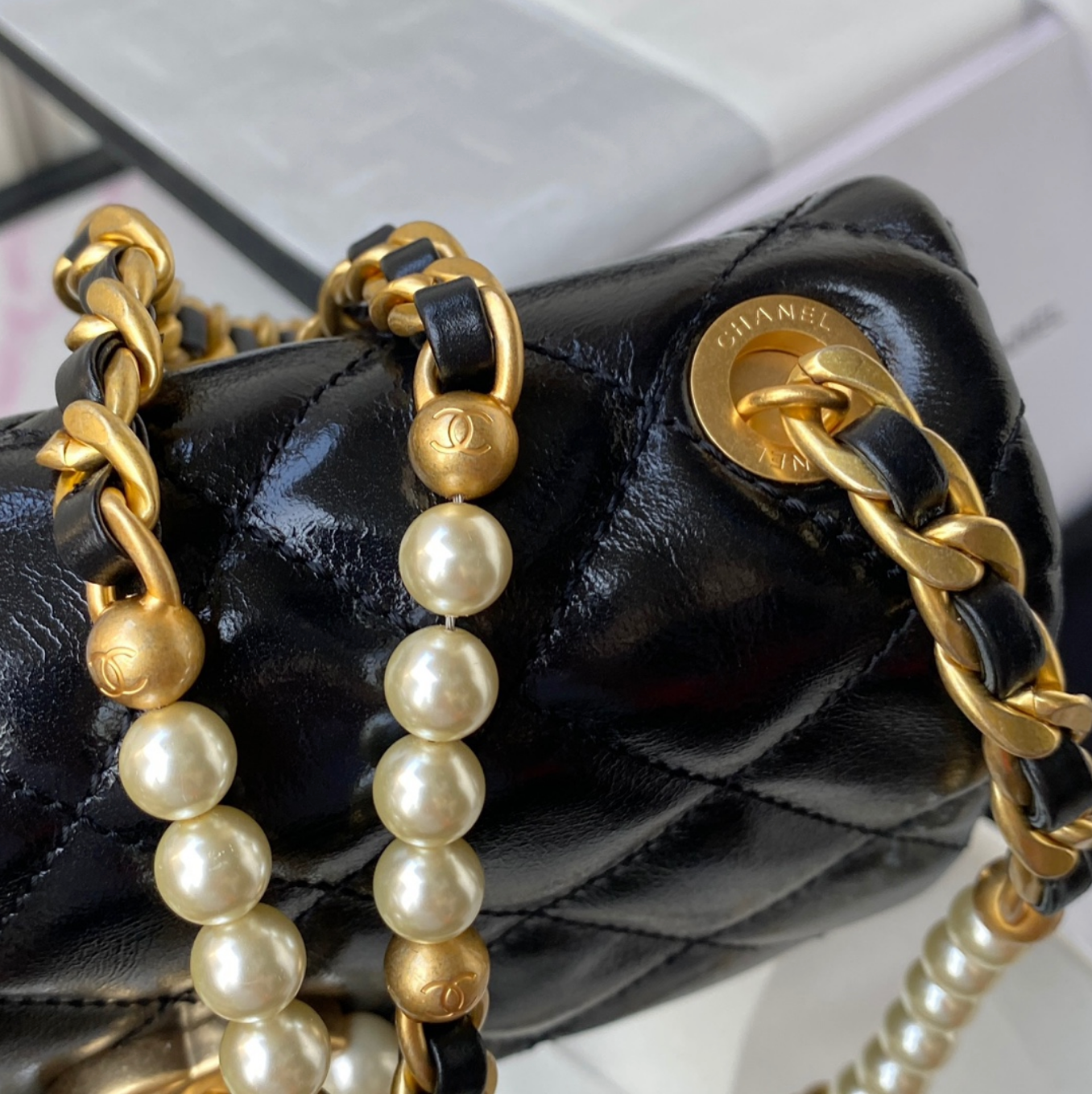 Mini Pearl Strap Bag