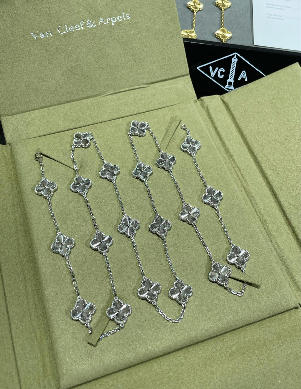 Clover Necklace