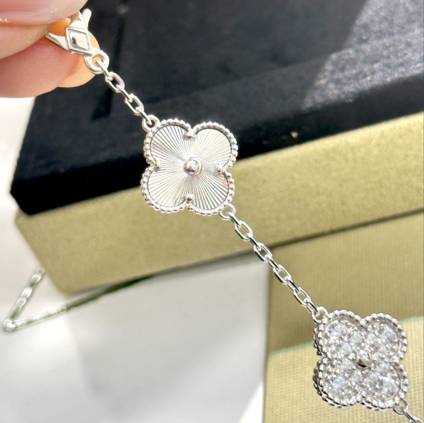 Alhambra Clover Bracelet