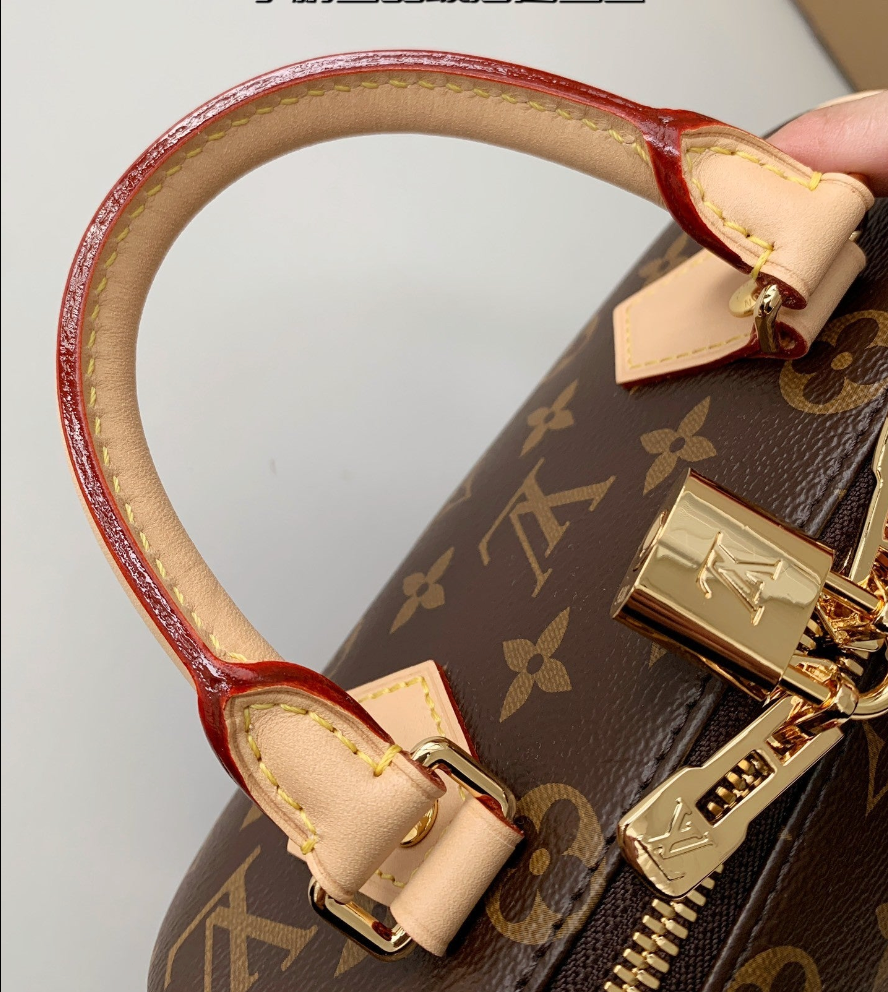 Bandouliere Bag