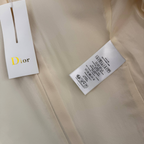 SWORD LUXURY Medallion Embroidered Bar Jacket beyaz ceket iç etiketi ve Dior marka etiketi detayı
